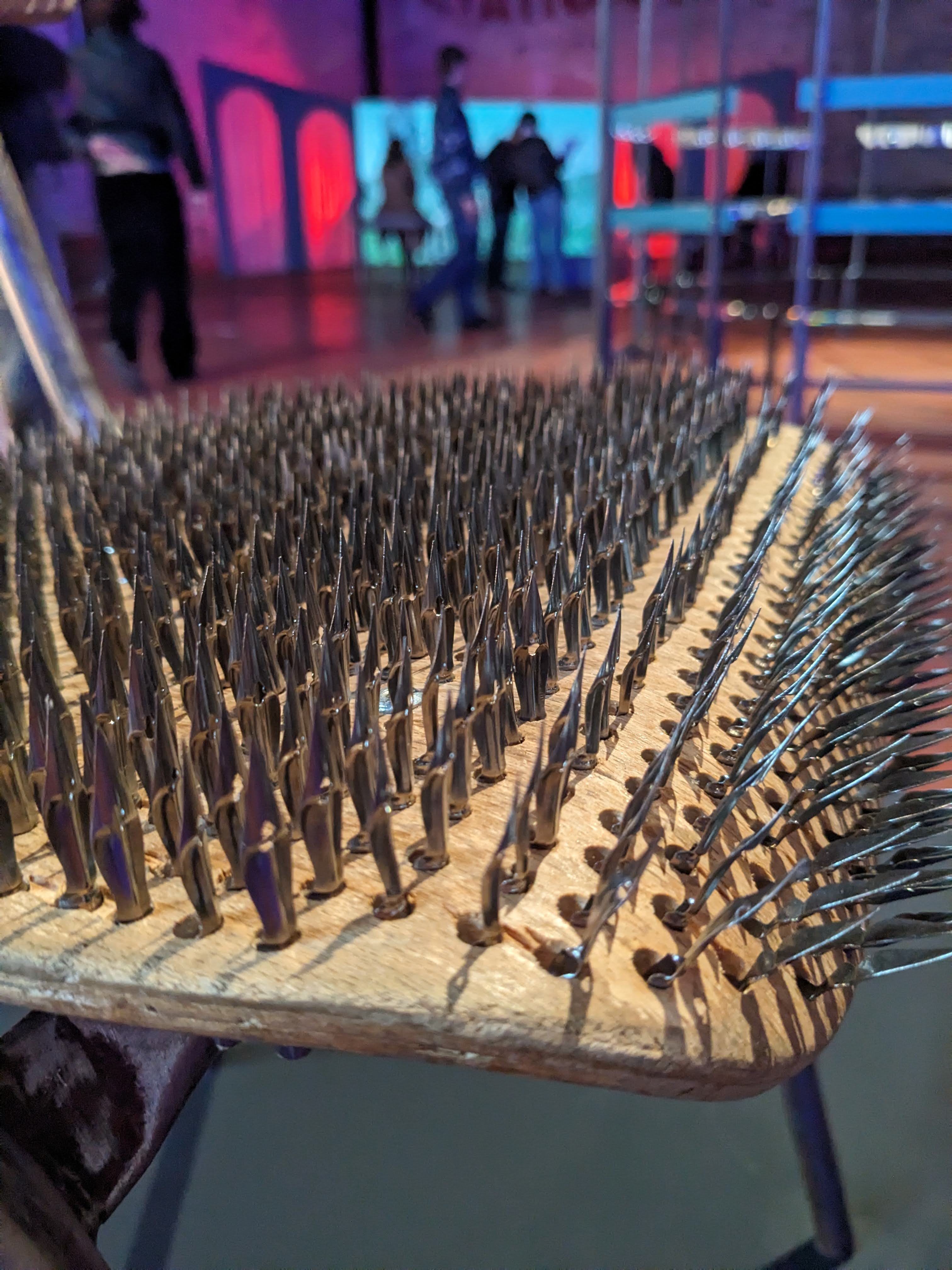 Prix Jeunes Artistes 2025 du Parlement de la FWB. Récompenser la création : à quelles conditions ?