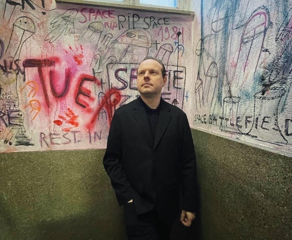 Benjamin Schoos : l&rsquo;art de composer et créer sans cloisonner
